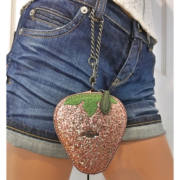 Coach Coin Case Strawberry Wristlet Bag Charm New - Picture 5 of 8
